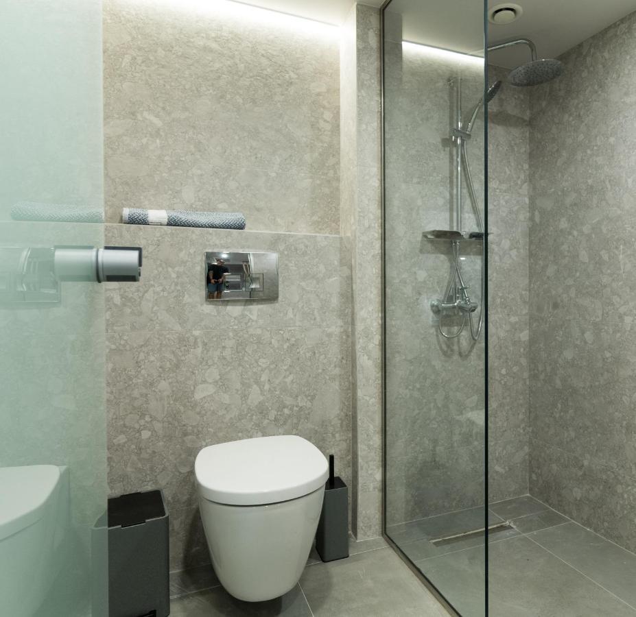 Jacuzzi Suite Piazza Dei Leoni Iraklio Exterior foto