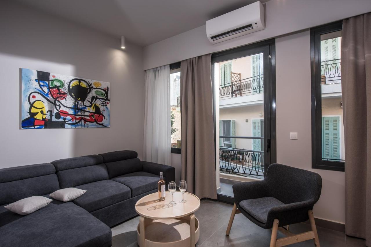 Jacuzzi Suite Piazza Dei Leoni Iraklio Exterior foto